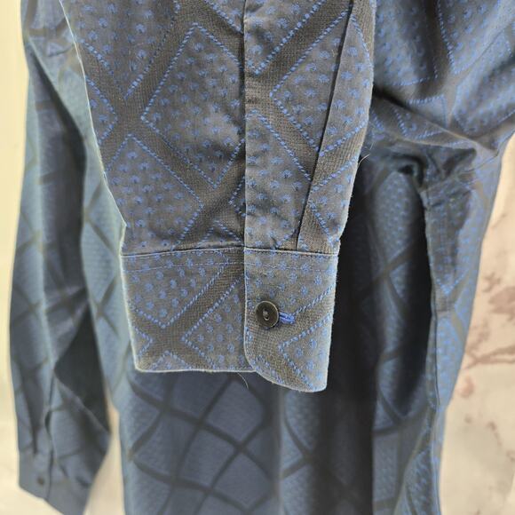 Foxcroft Shirt Womens 10 P Blue Plaid Button Up Wrinkle Free Non Iron Diamond - Picture 9 of 14